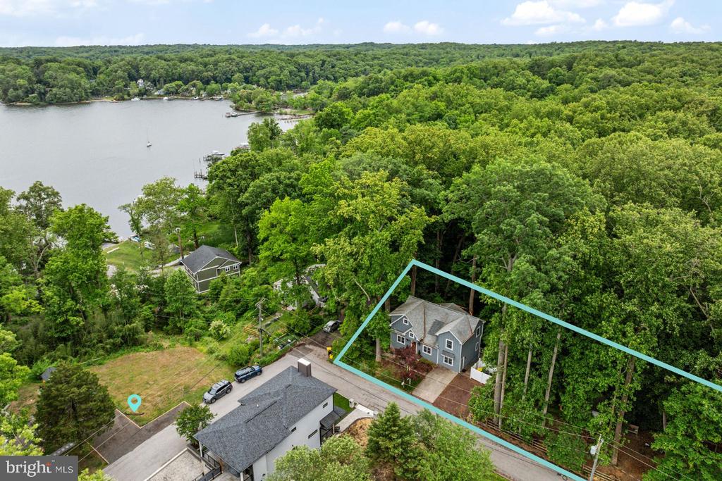 934 N FOREST TRAIL