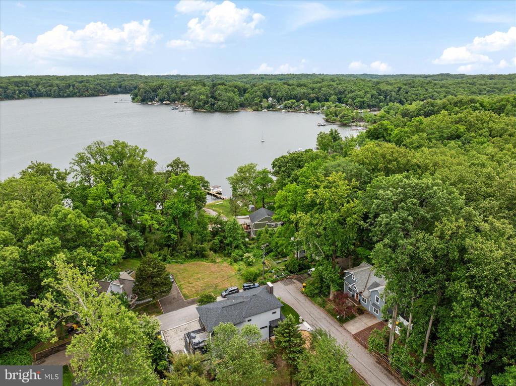 934 N FOREST TRAIL