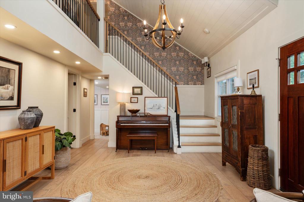 934 N FOREST TRAIL