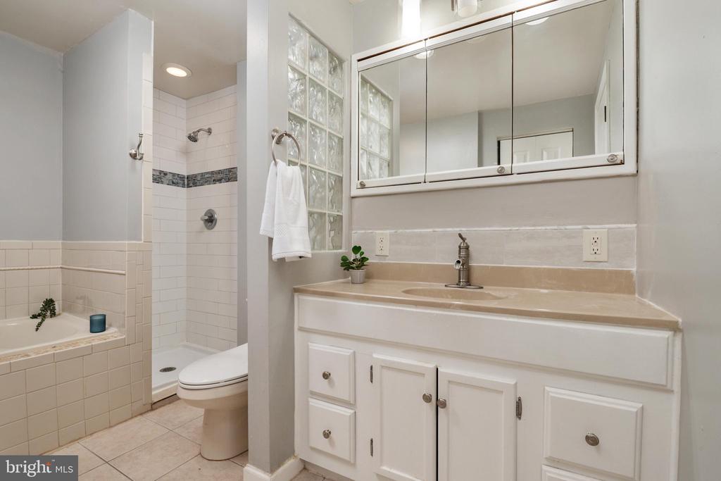 254 CHALET CIRCLE W