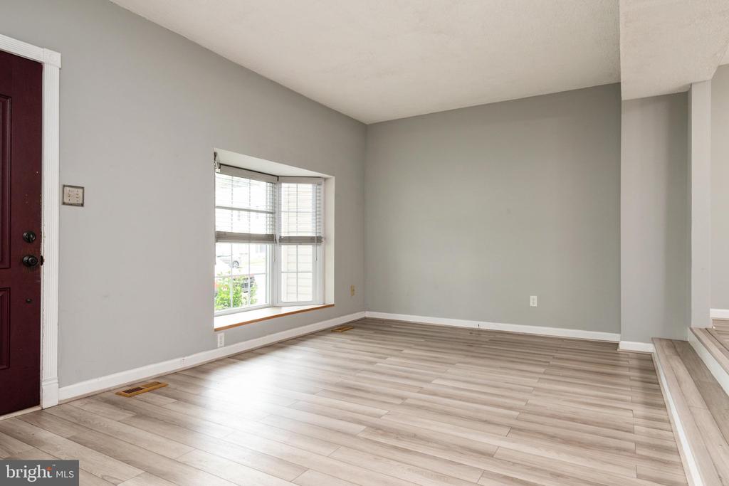 254 CHALET CIRCLE W