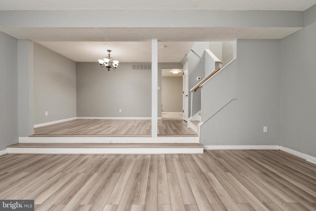 254 CHALET CIRCLE W