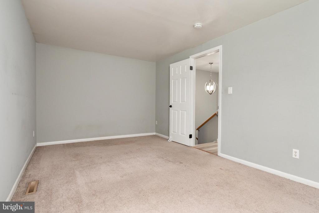 254 CHALET CIRCLE W