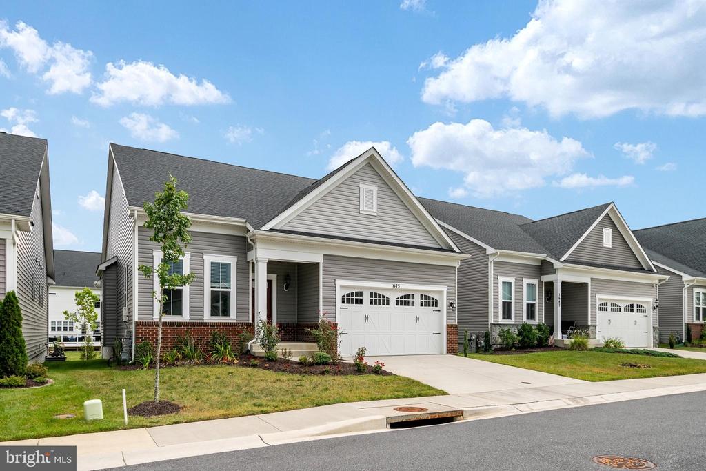 1645 VELVETLEAF LANE