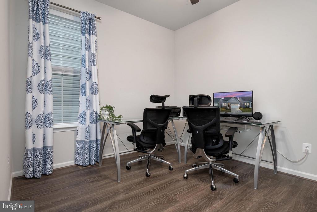 1645 VELVETLEAF LANE