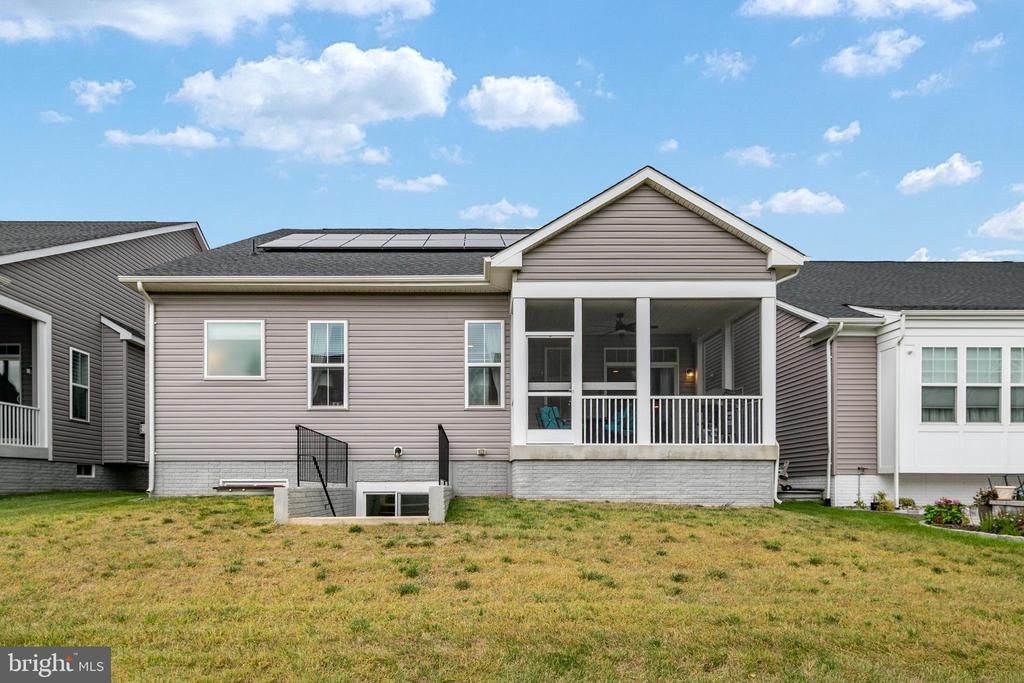 1645 VELVETLEAF LANE