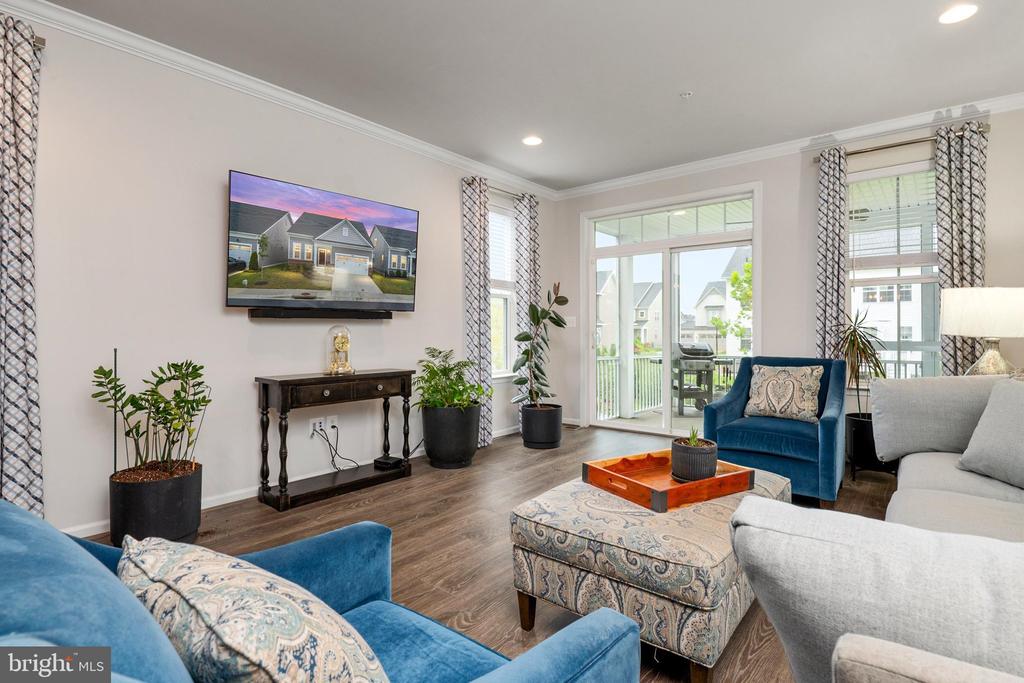 1645 VELVETLEAF LANE