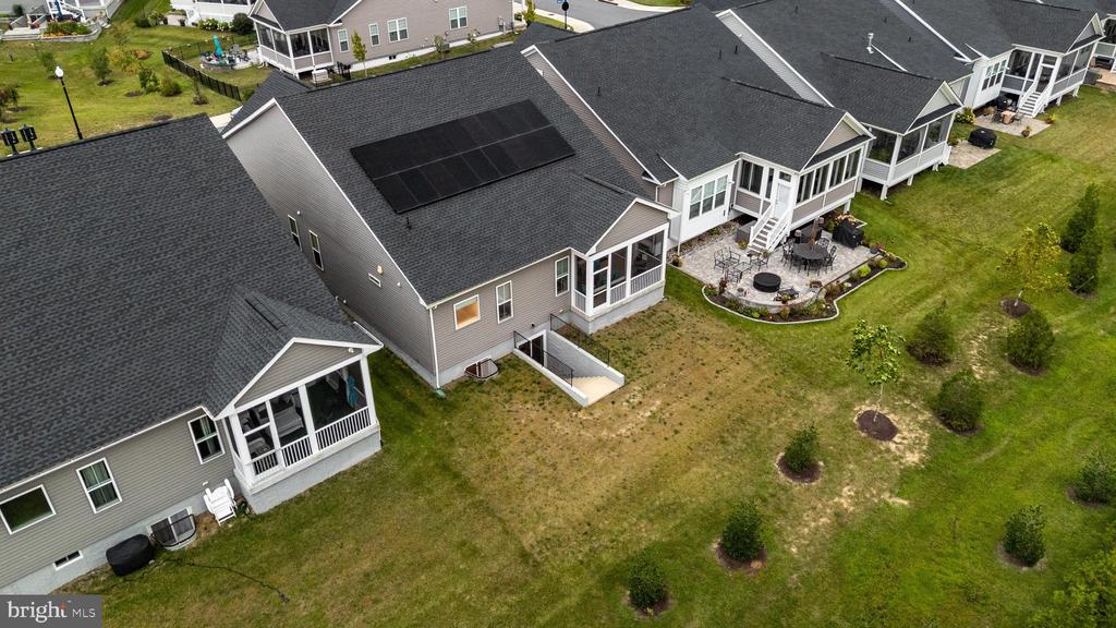 1645 VELVETLEAF LANE