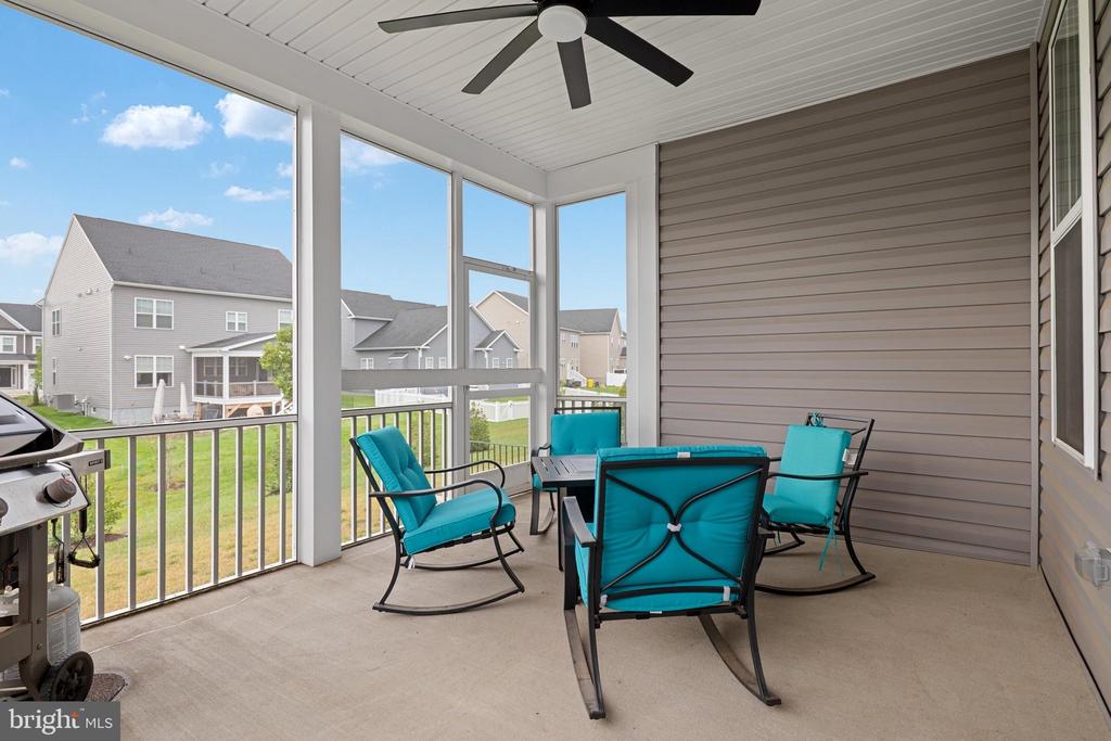 1645 VELVETLEAF LANE