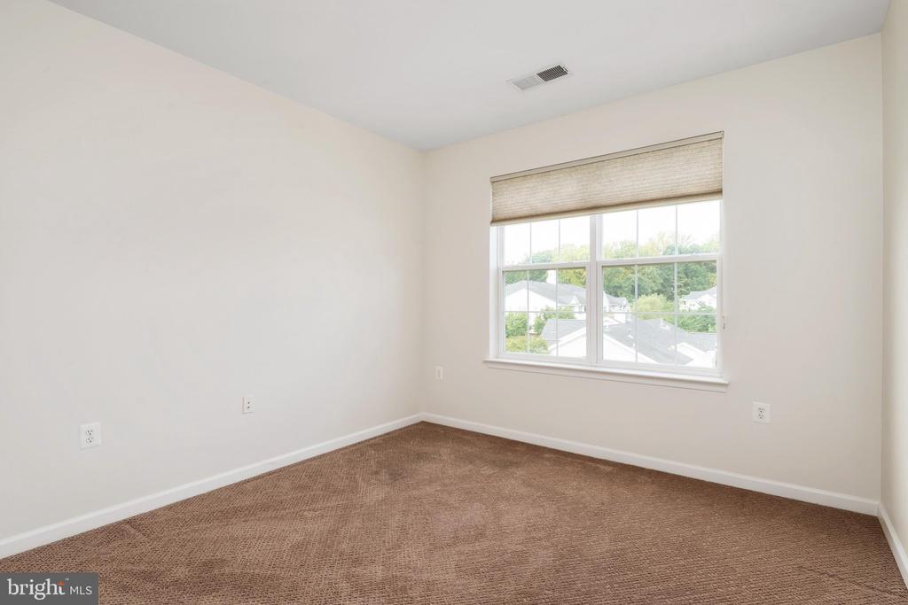 1409 WIGEON WAY Unit: 304