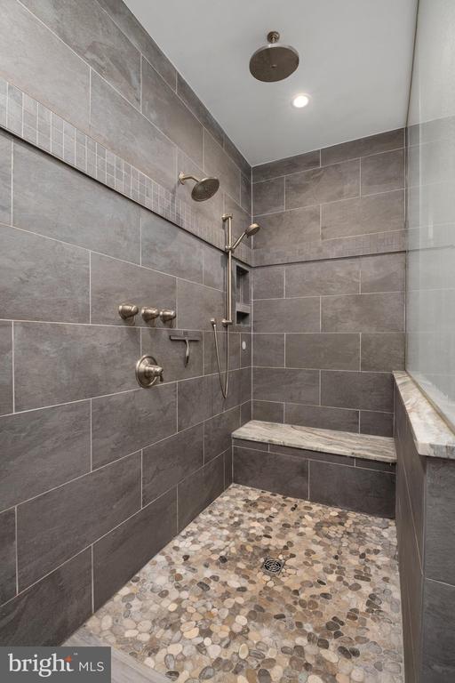 1409 WIGEON WAY Unit: 304