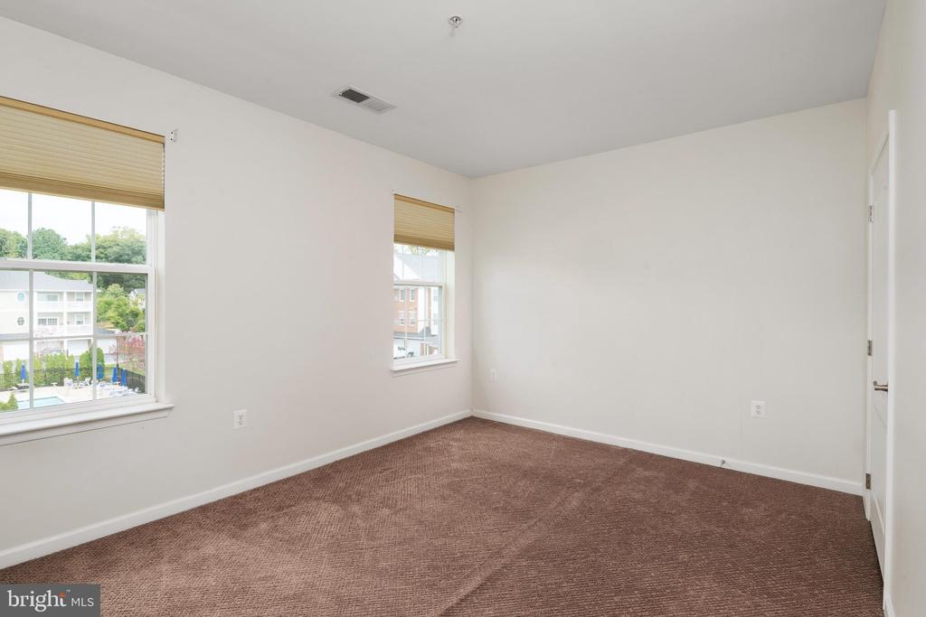 1409 WIGEON WAY Unit: 304
