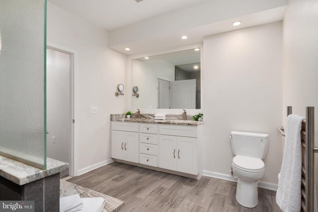 1409 WIGEON WAY Unit: 304