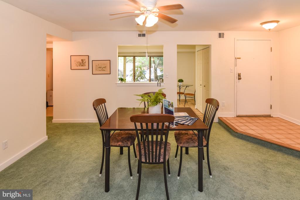 2004 QUAY VILLAGE COURT Unit: T1