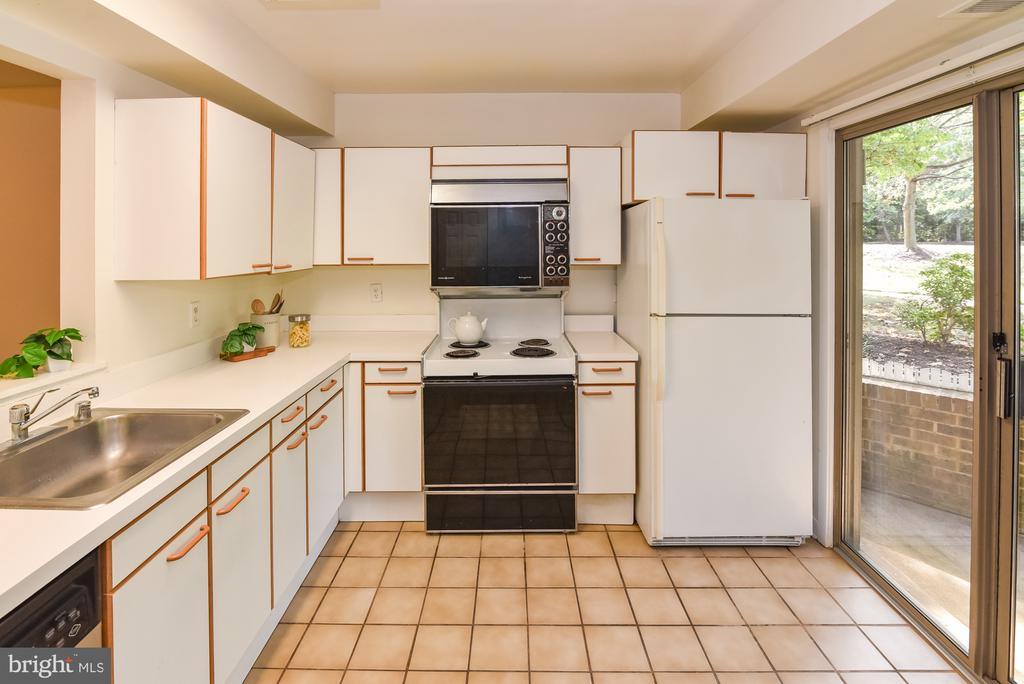 2004 QUAY VILLAGE COURT Unit: T1
