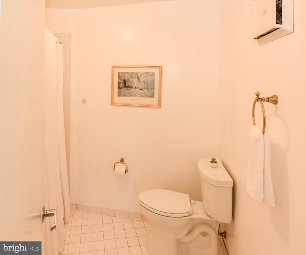 2004 QUAY VILLAGE COURT Unit: T1
