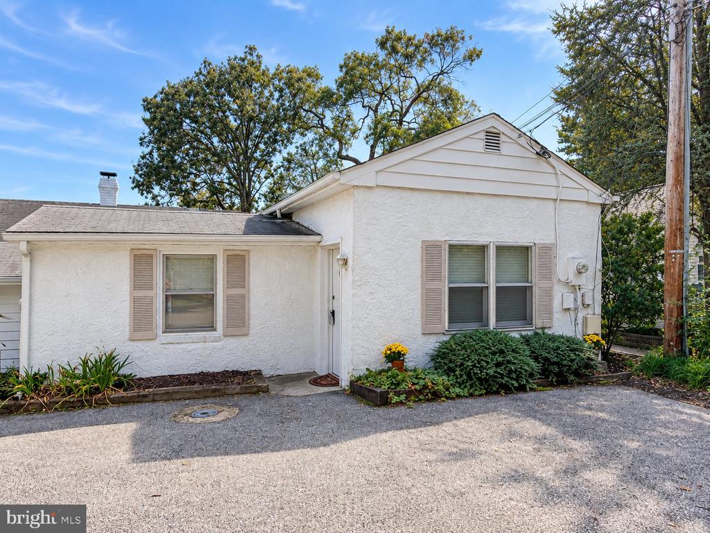728 DILL ROAD