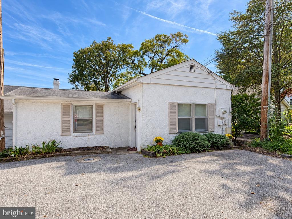 728 DILL ROAD