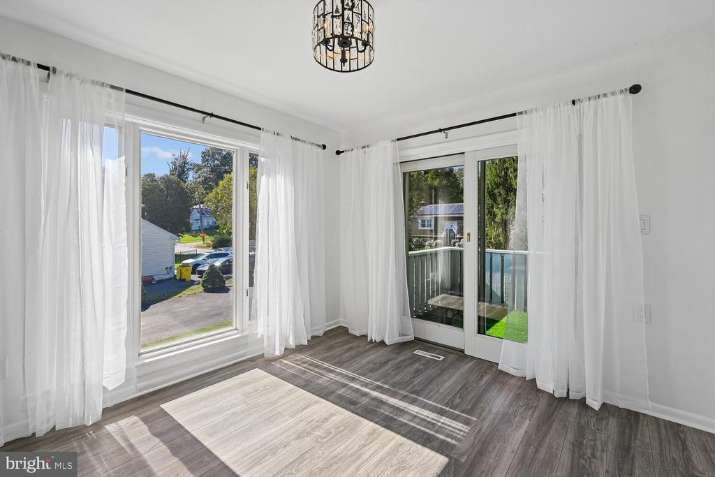 1185 BAYVIEW VISTA