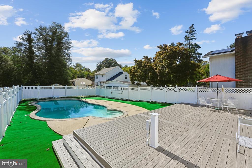 1185 BAYVIEW VISTA