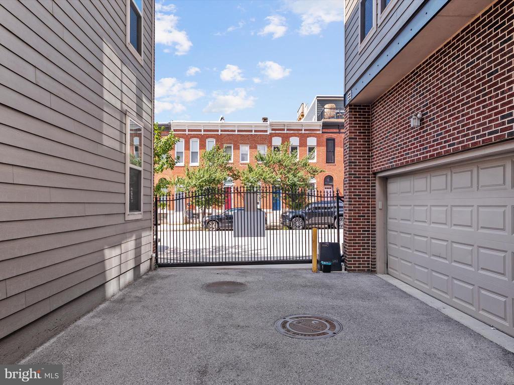 1500 CLARKSON STREET