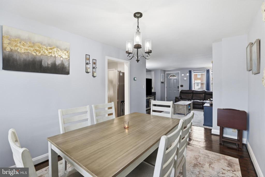 1542 CLAIRIDGE ROAD