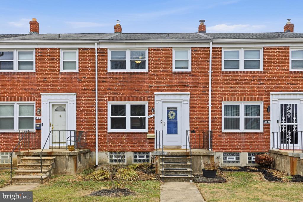 1542 CLAIRIDGE ROAD