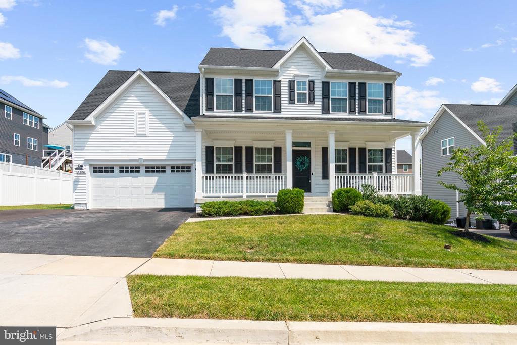 8308 LEGACY CIR