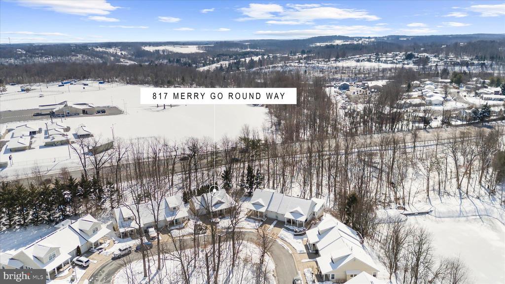 817 MERRY GO ROUND WAY