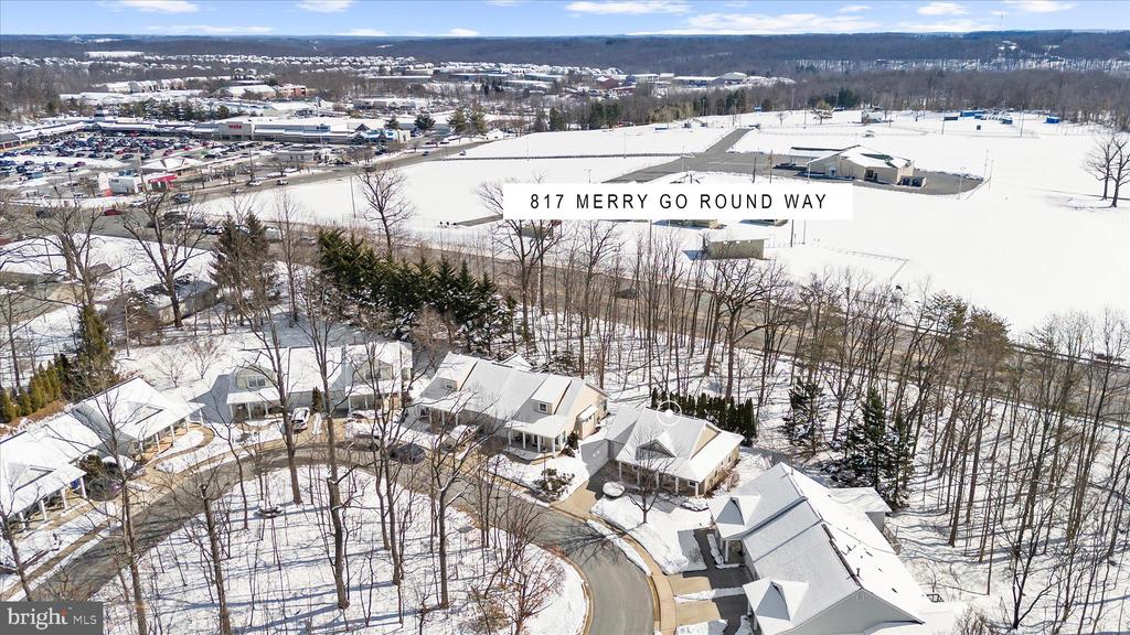 817 MERRY GO ROUND WAY