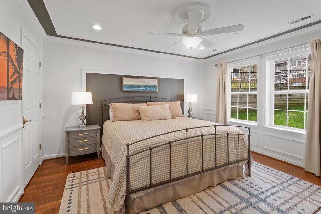 2406 DOMINION DRIVE Unit: 1B