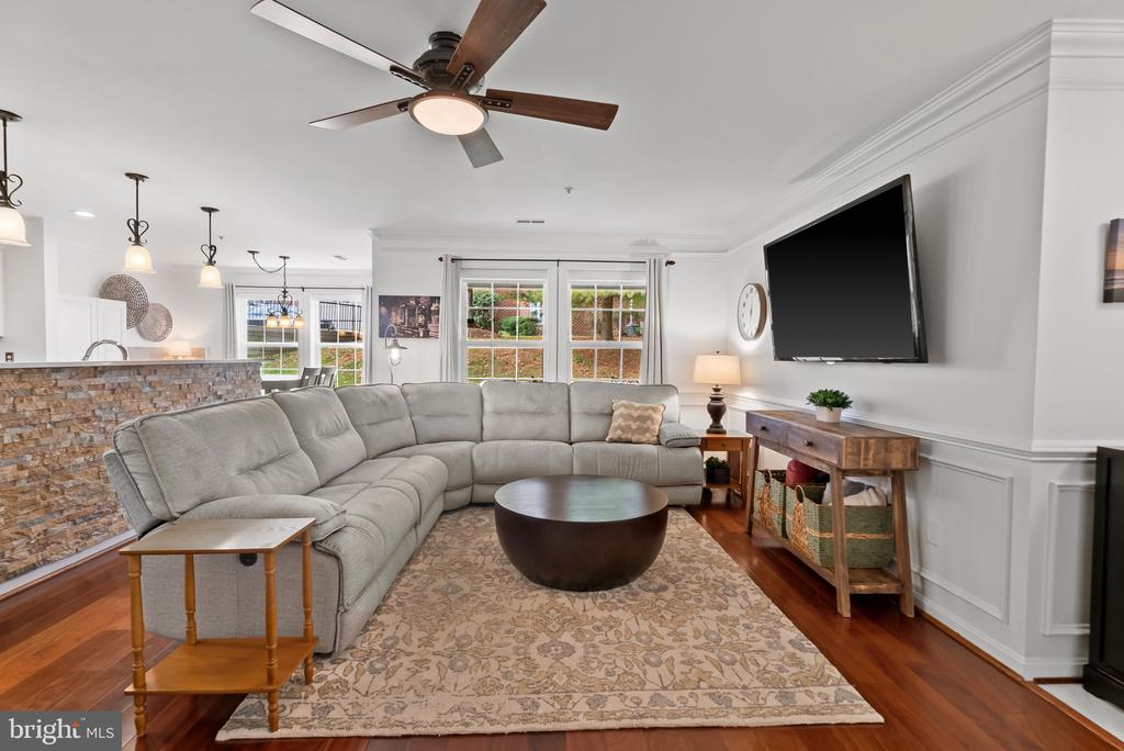 2406 DOMINION DRIVE Unit: 1B