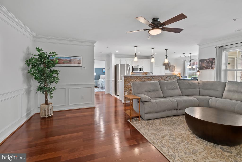 2406 DOMINION DRIVE Unit: 1B