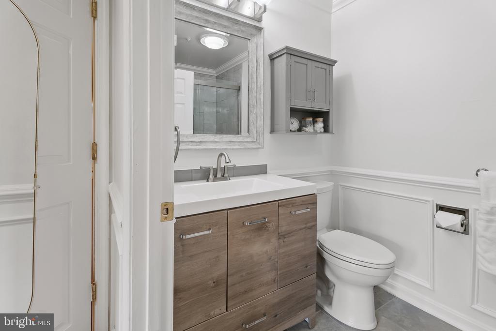 2406 DOMINION DRIVE Unit: 1B