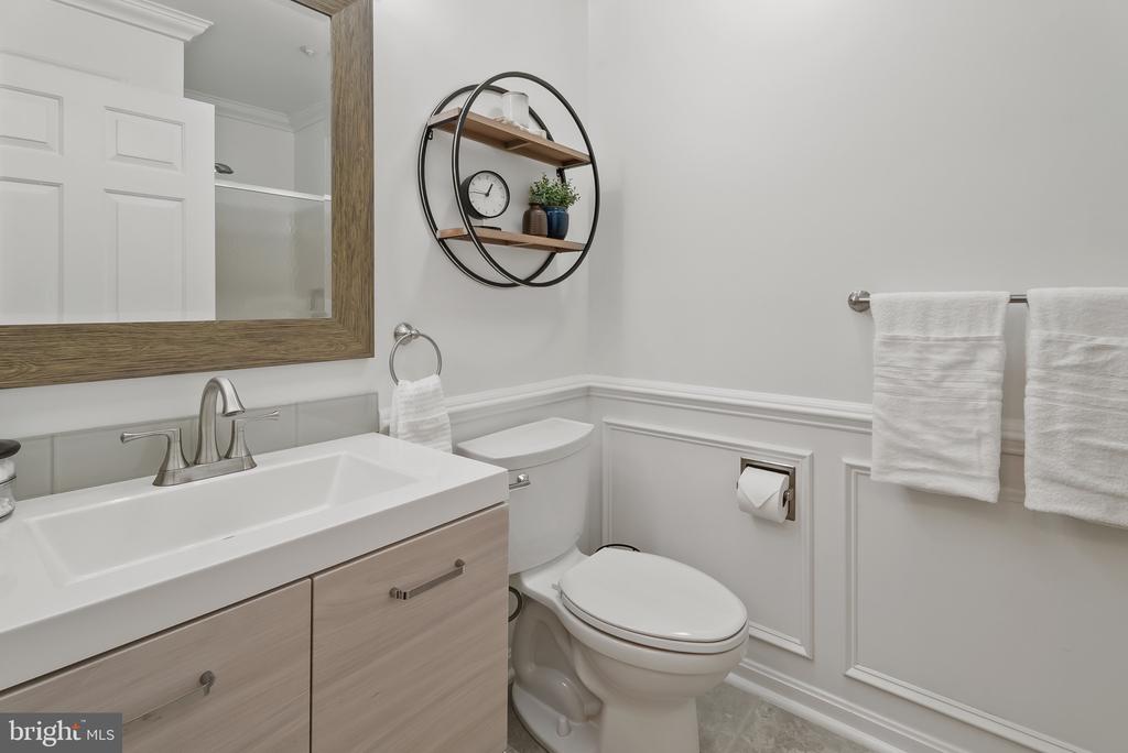 2406 DOMINION DRIVE Unit: 1B