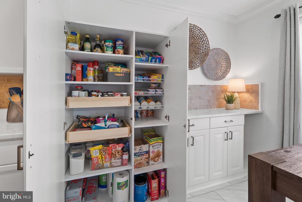 2406 DOMINION DRIVE Unit: 1B