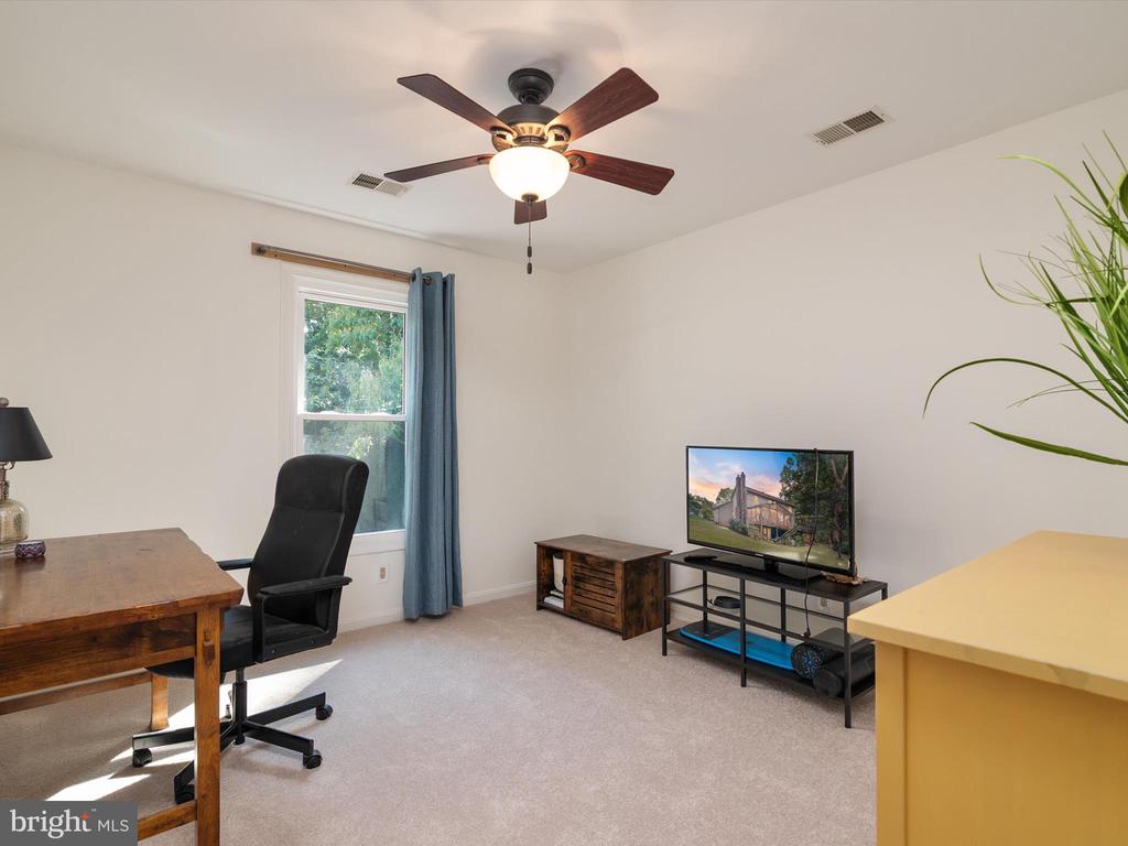 10286 BURLEIGH COTTAGE LANE