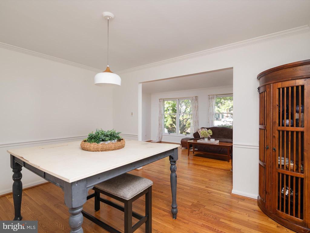 10286 BURLEIGH COTTAGE LANE