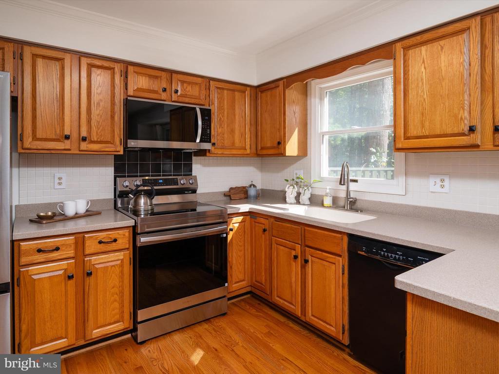 10286 BURLEIGH COTTAGE LANE