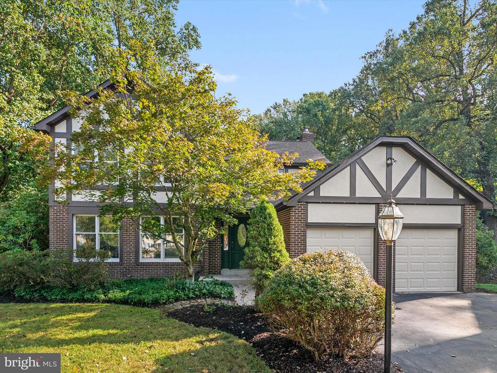 10286 BURLEIGH COTTAGE LANE