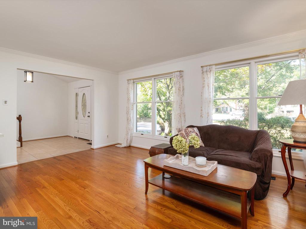 10286 BURLEIGH COTTAGE LANE
