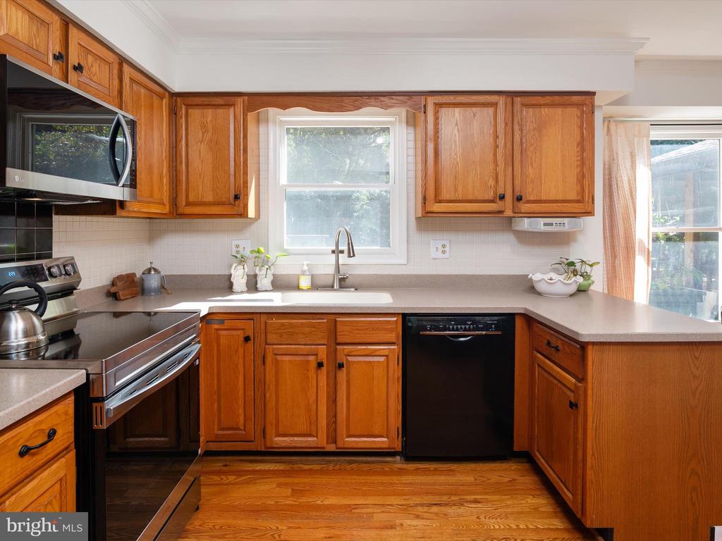 10286 BURLEIGH COTTAGE LANE