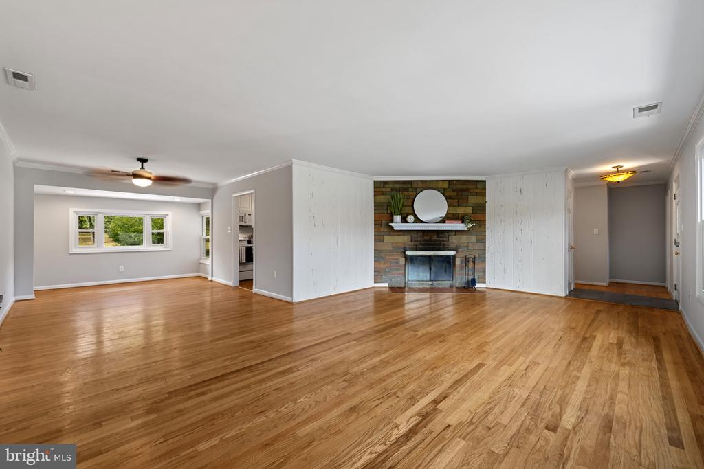 19724 MEREDITH DRIVE