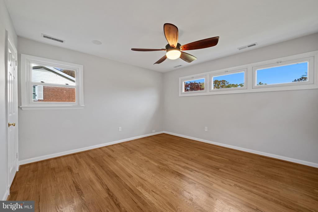 19724 MEREDITH DRIVE