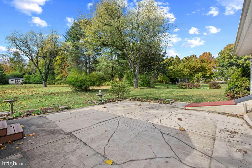 19724 MEREDITH DRIVE