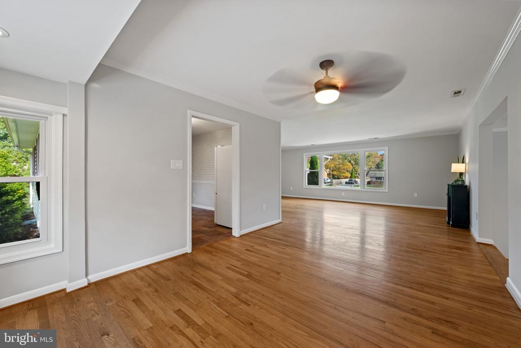 19724 MEREDITH DRIVE