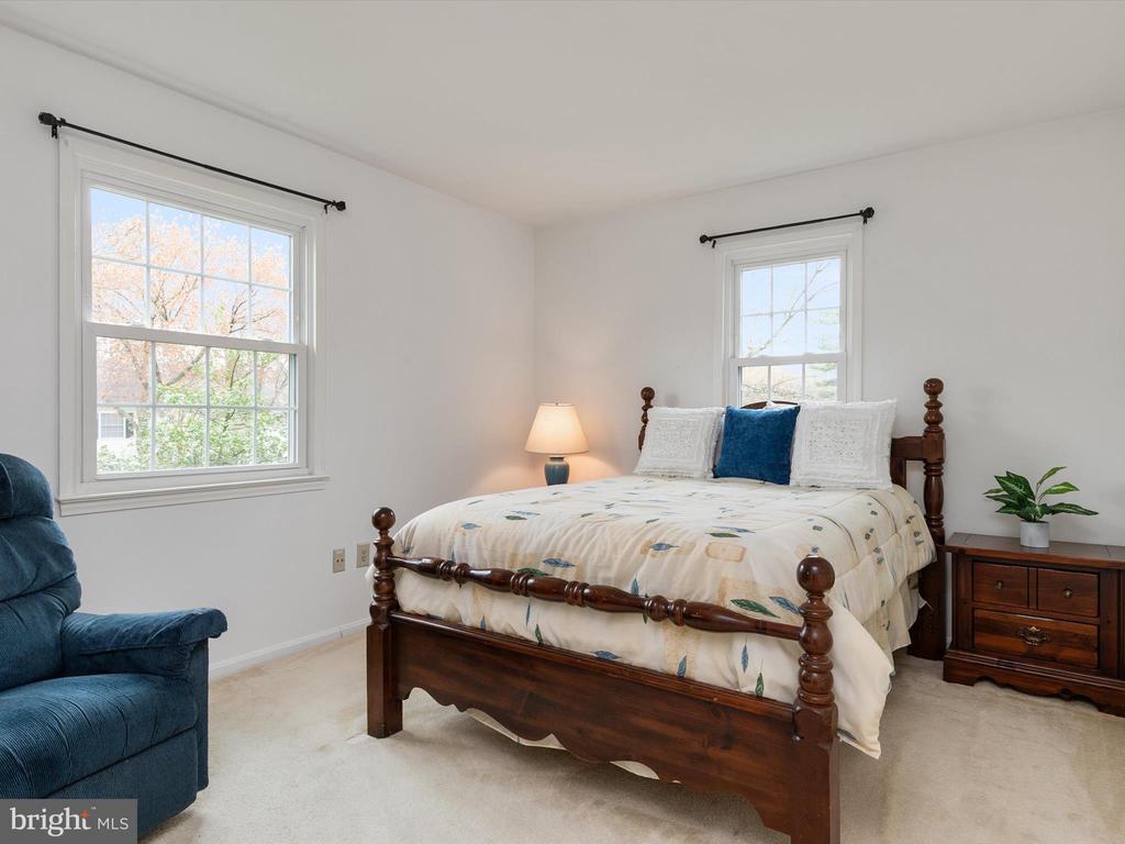 11804 MONTAGUE DRIVE