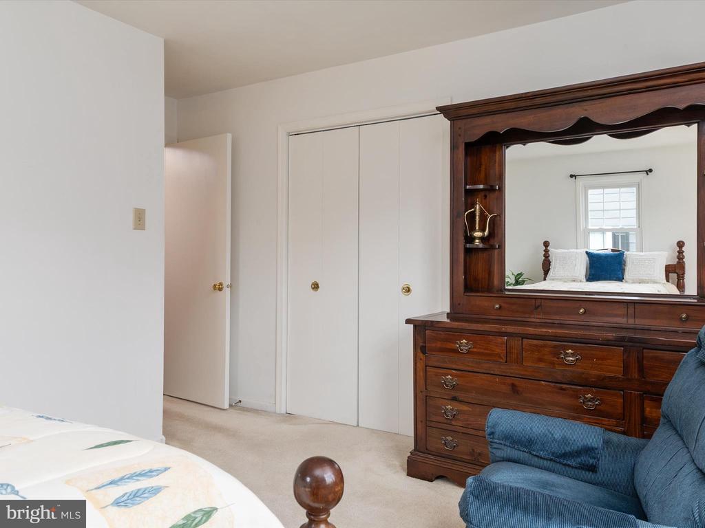 11804 MONTAGUE DRIVE