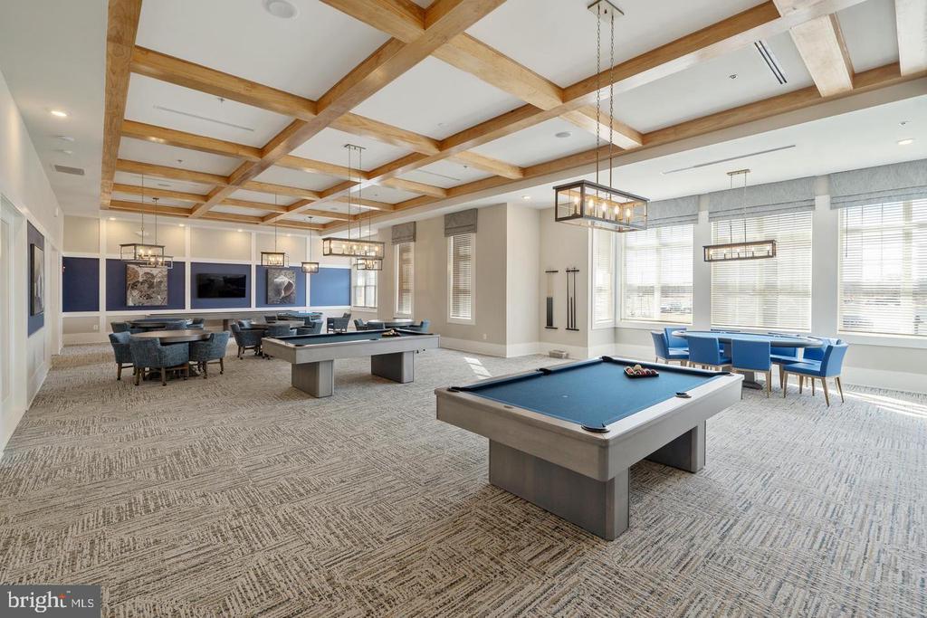 320 BAYBERRY DRIVE
