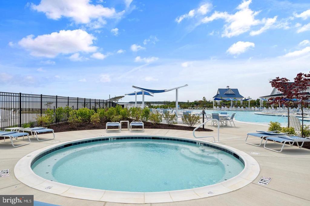 320 BAYBERRY DRIVE
